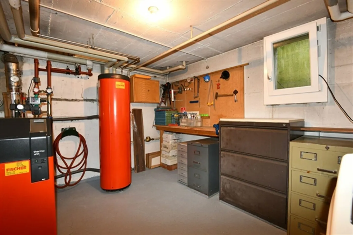 «Charmantes 6.5-Zimmer-Einfamilienhaus mit Wintergarten, grosser Terrasse und Garten in ruhiger Lage von Wettingen» - Foto 16 von 16