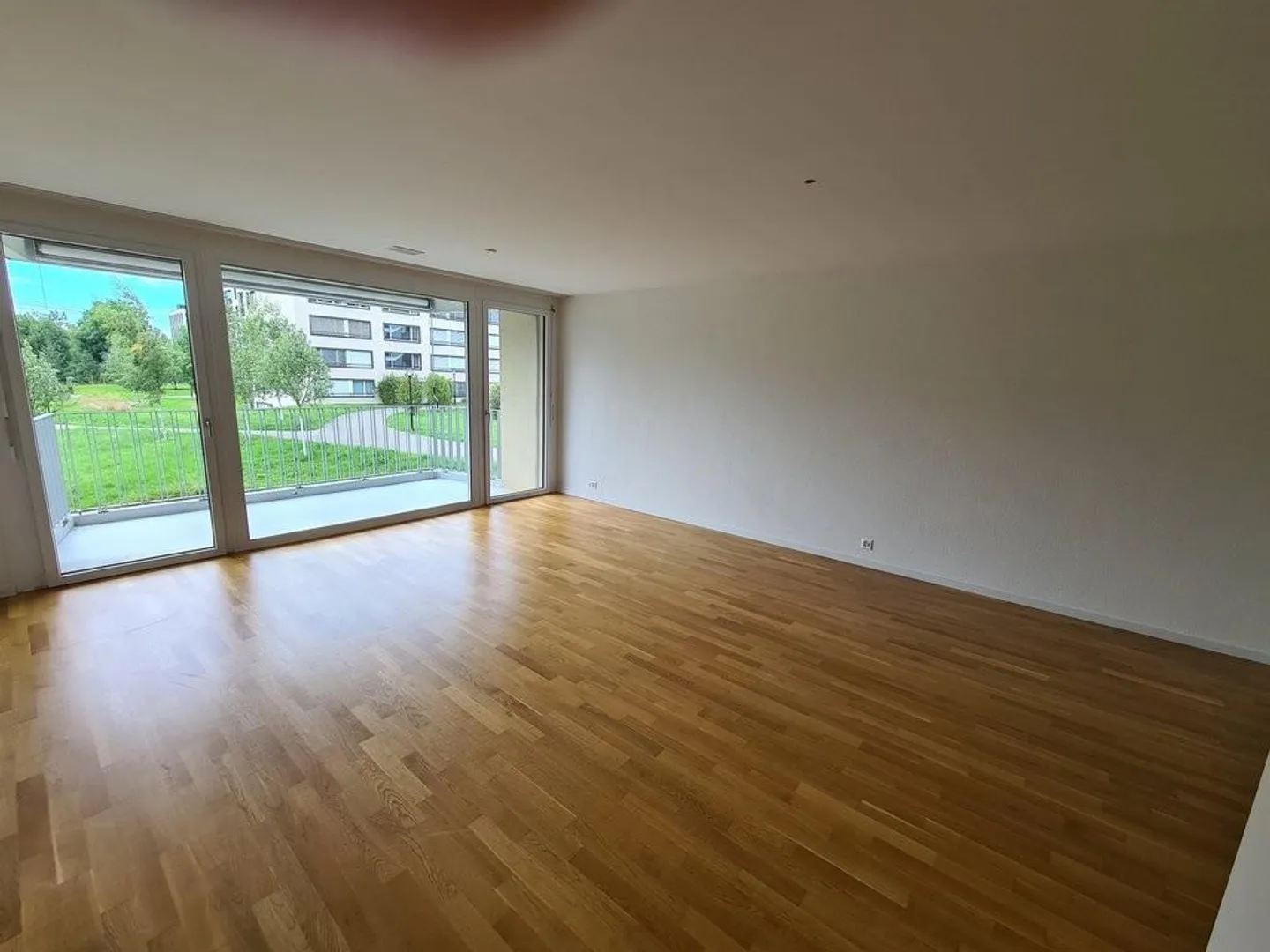 Modernes Apartment mit Schlossblick - Foto 3 von 5