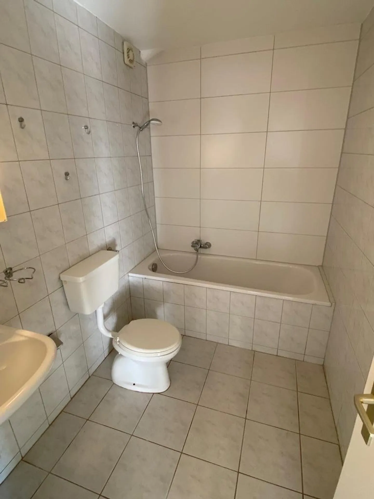 3.5-room apartment on the ground floor - Photo 5 of 6