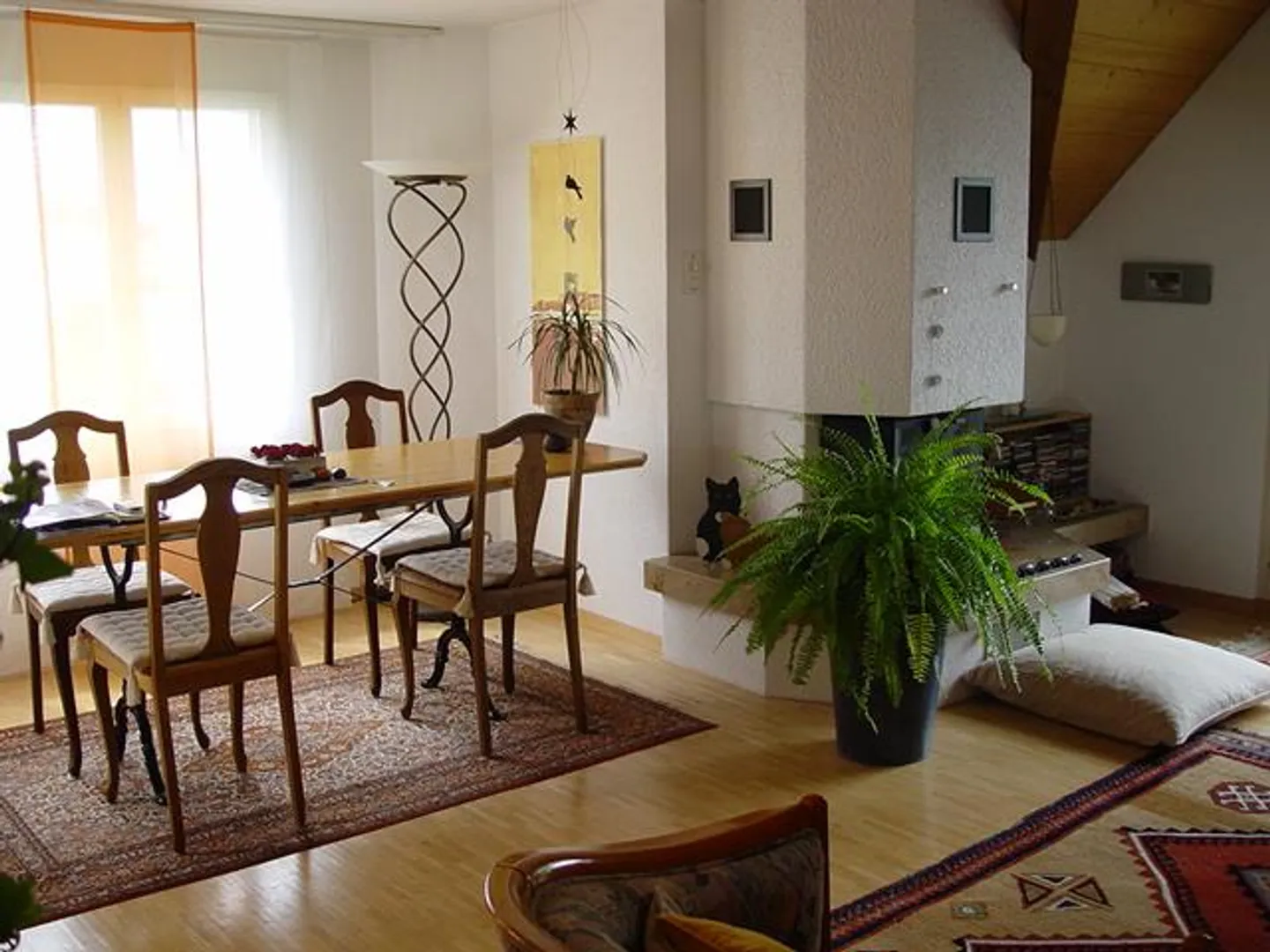 Locataire recherché pour un appartement en duplex de 5,5 pièces - Photo 4 sur 17