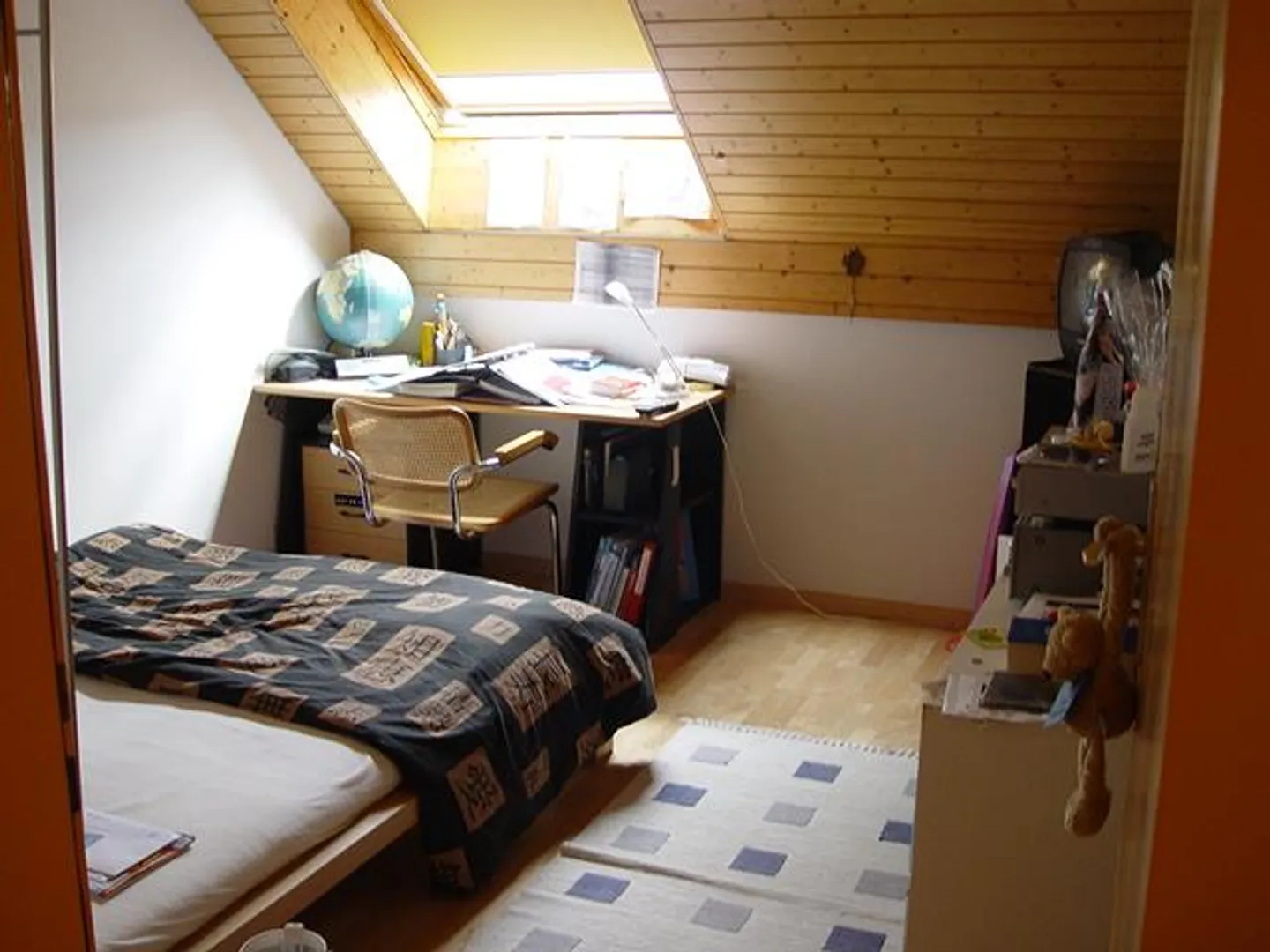 Locataire recherché pour un appartement en duplex de 5,5 pièces - Photo 6 sur 17