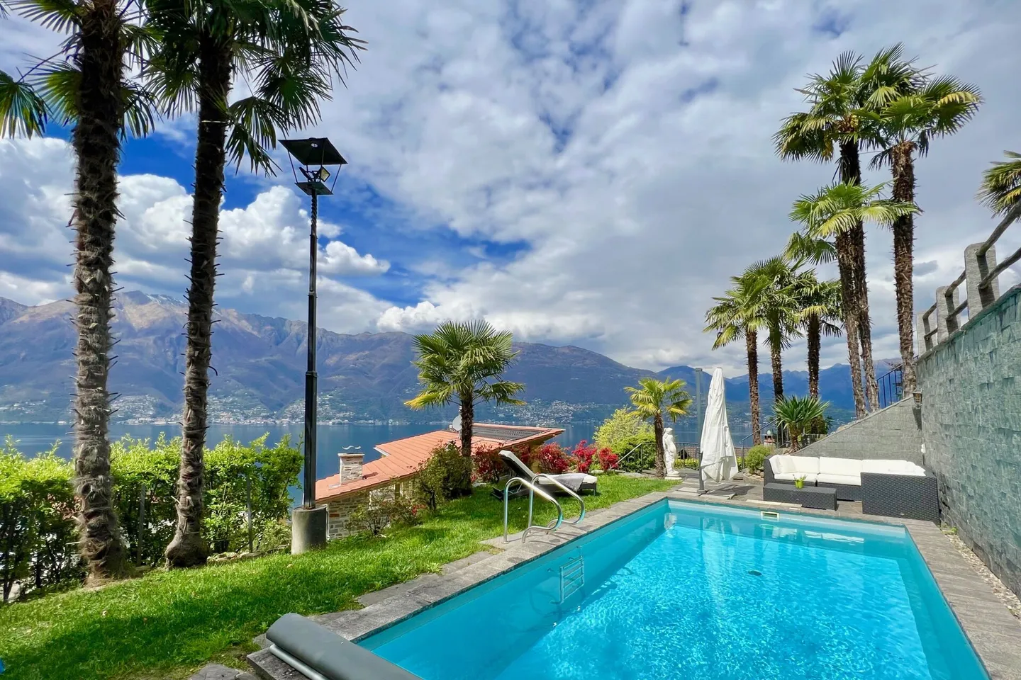 NEW PRICE!!! Villa with pool and plenty of space for family & friends - Photo 1 of 48