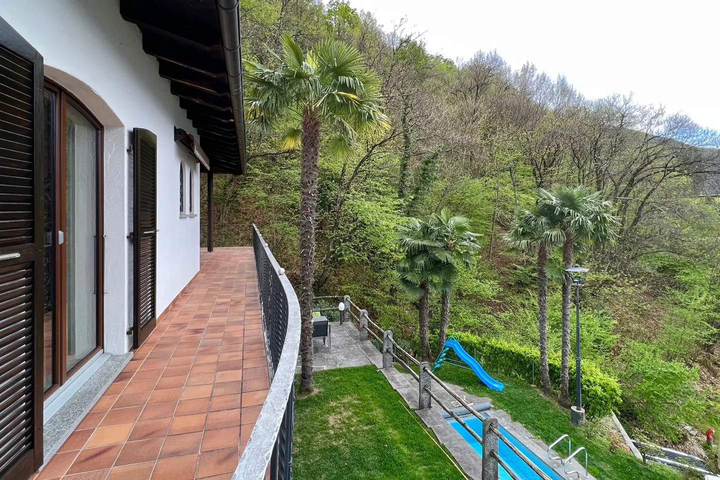 NEW PRICE!!! Villa with pool and plenty of space for family & friends - Photo 40 of 48