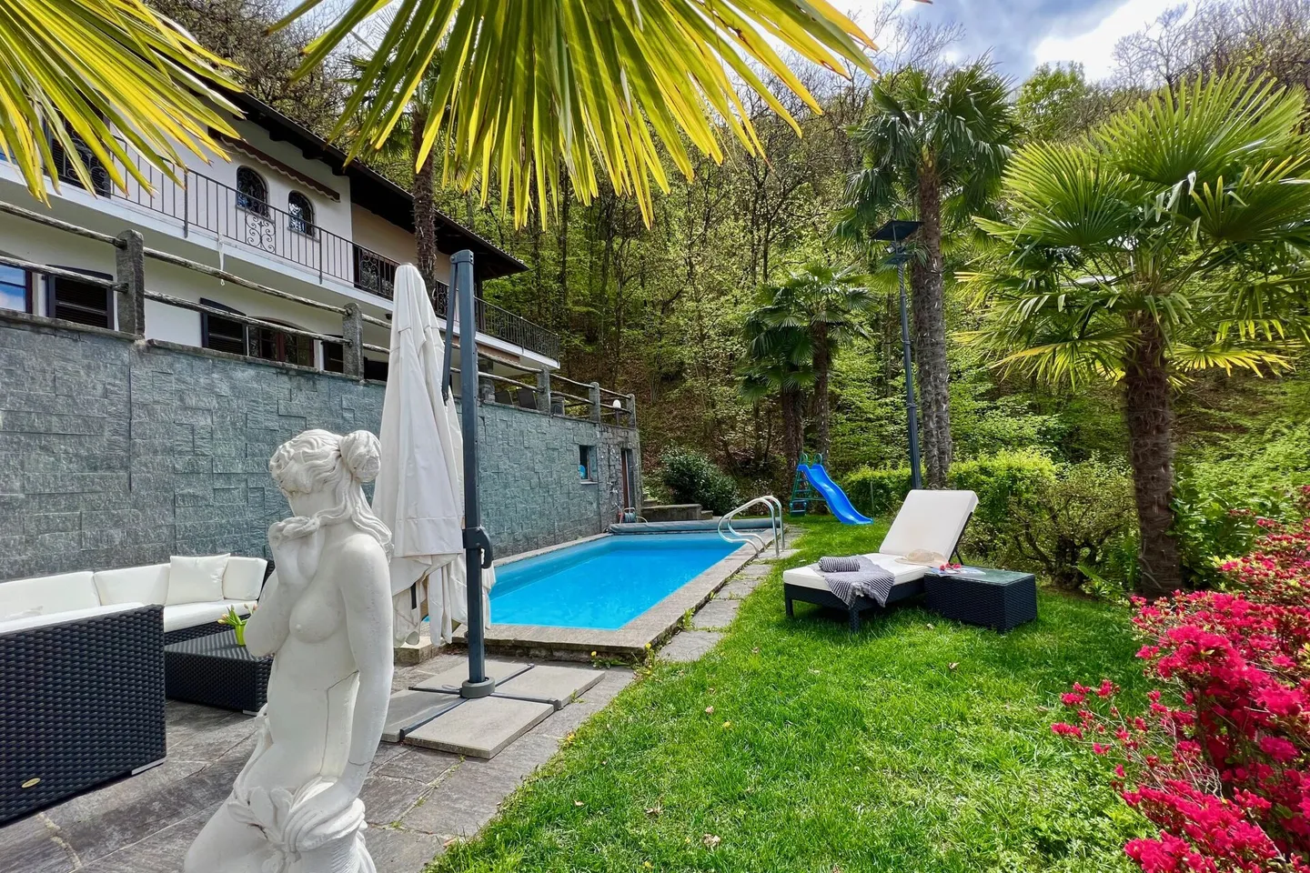 NEW PRICE!!! Villa with pool and plenty of space for family & friends - Photo 45 of 48
