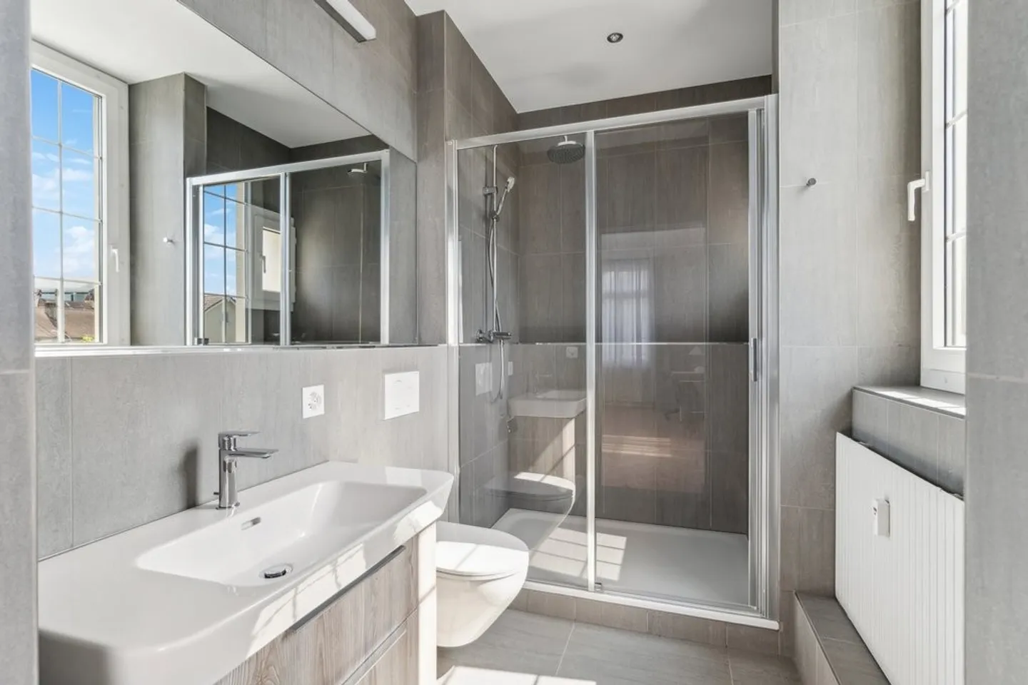 Magnifique appartement meublé et rénové de 113 m2 au centre-ville - Photo 4 sur 12