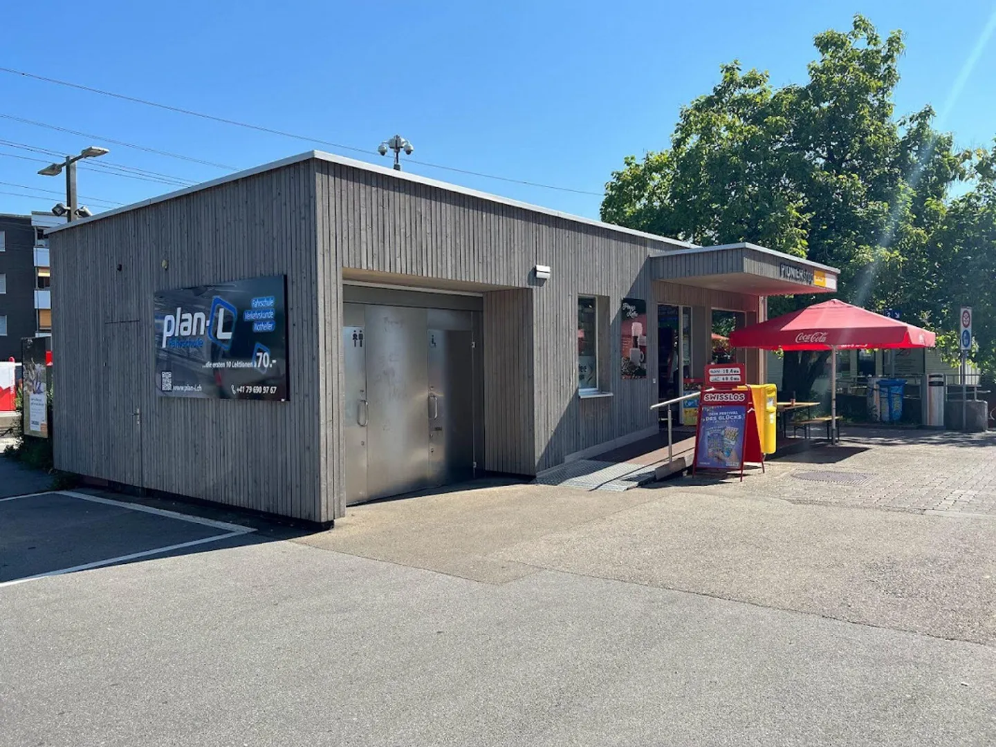Cercasi successore! Acquista il negozio Pioniere alla stazione di San Gallo... - Foto 1 di 4