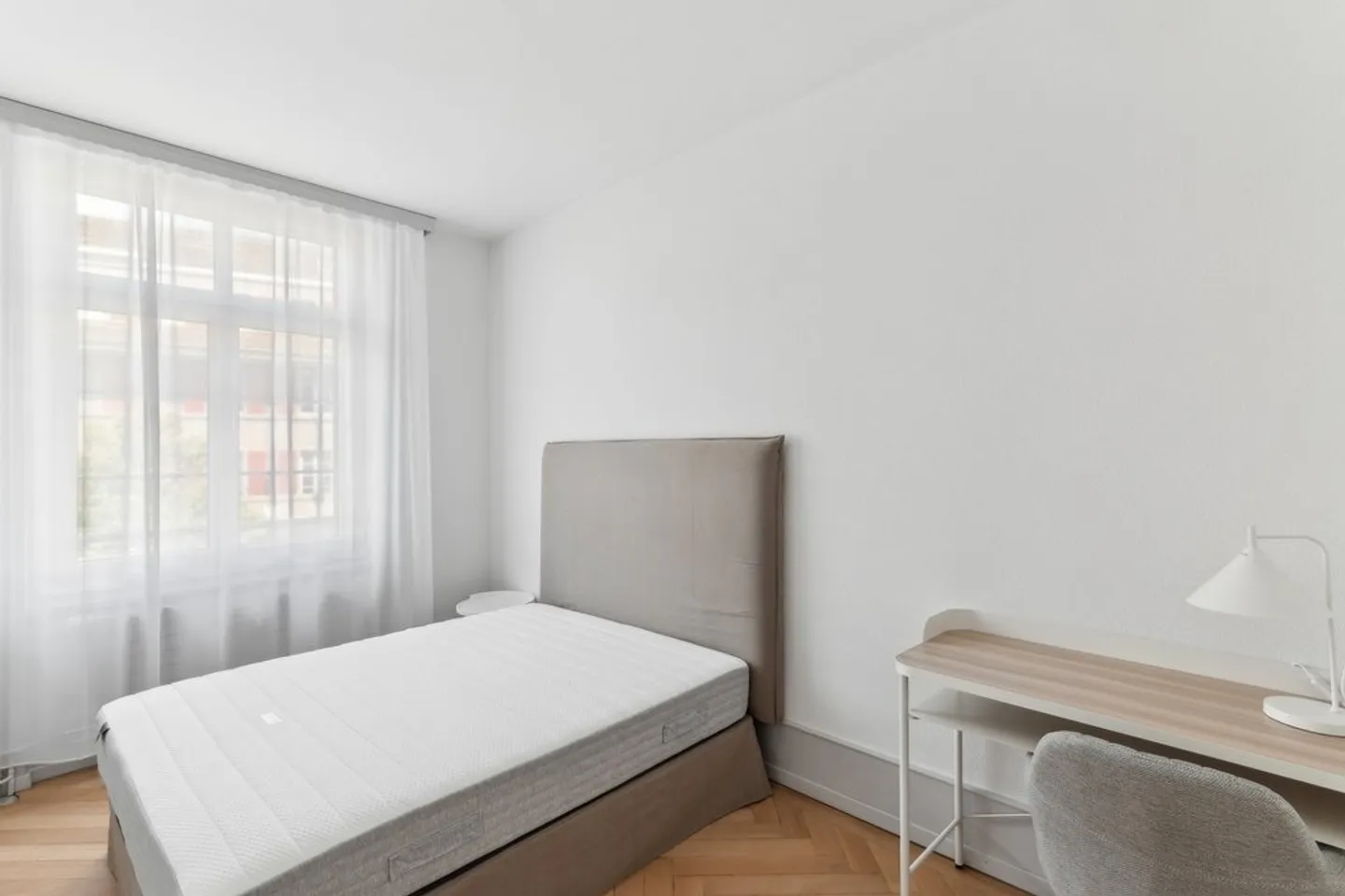 Magnifique appartement meublé et rénové de 113 m2 au centre-ville - Photo 7 sur 12