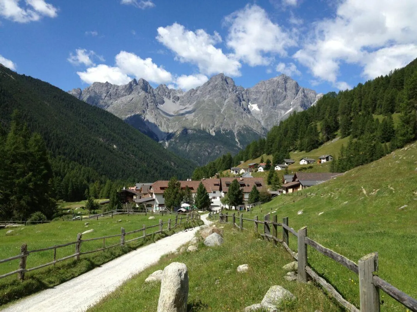 Alpines Wohnen im Engadin - Foto 8 von 10