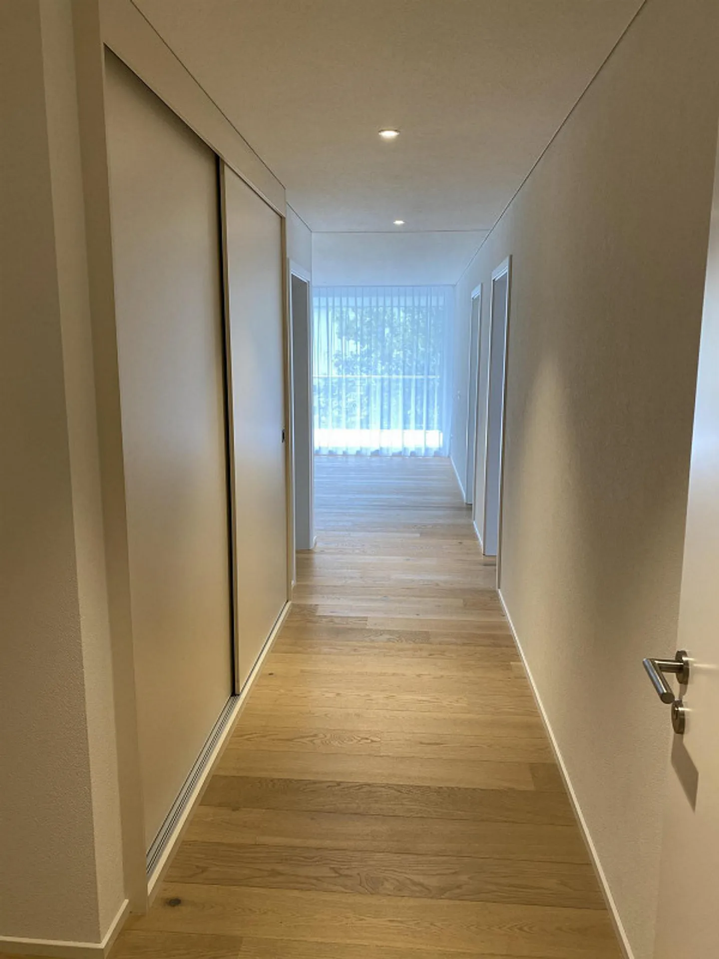 Appartamento con standard di proprietà e grande terrazza in affitto - Foto 7 di 17