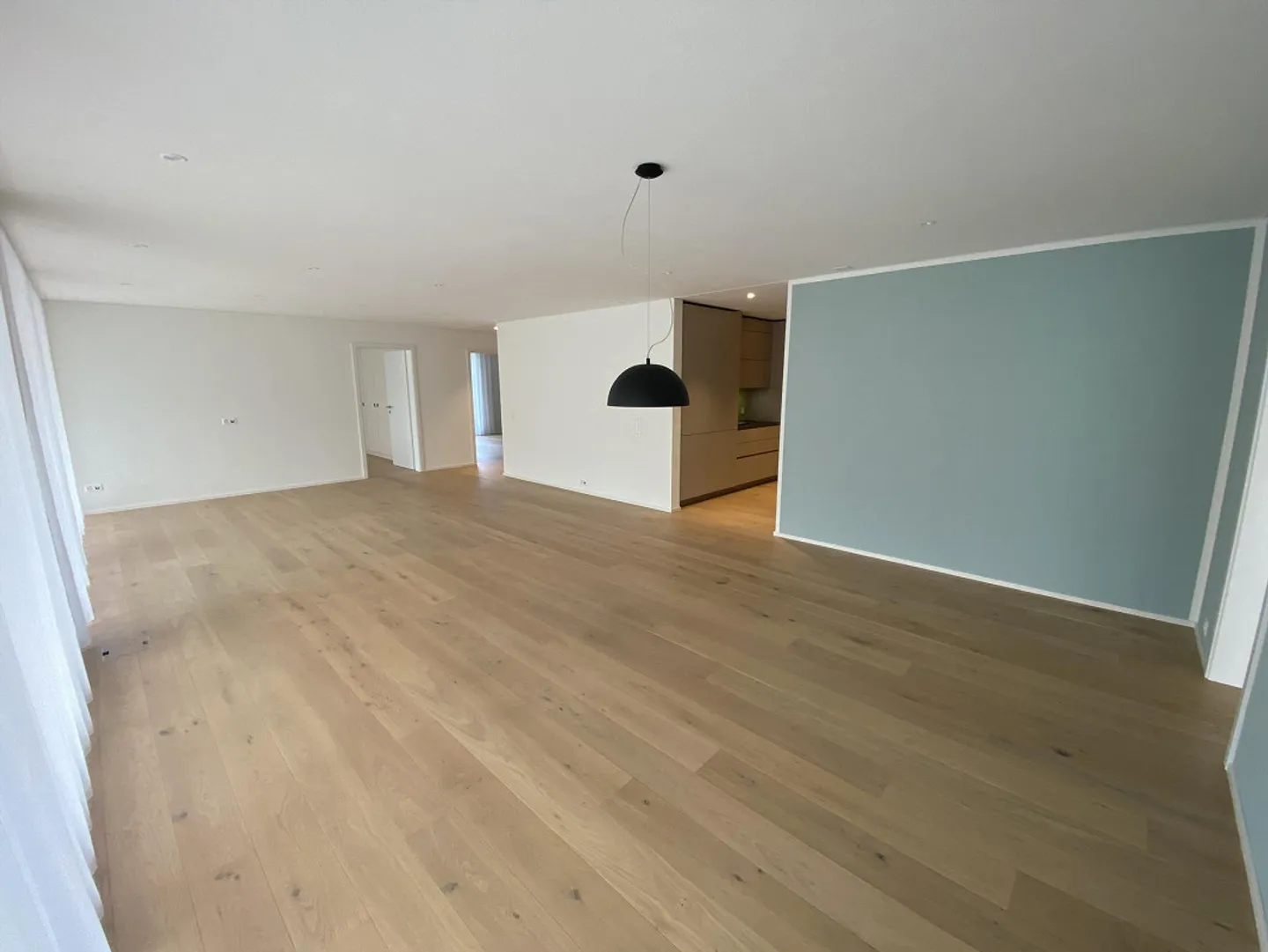 Appartamento con standard di proprietà e grande terrazza in affitto - Foto 2 di 17