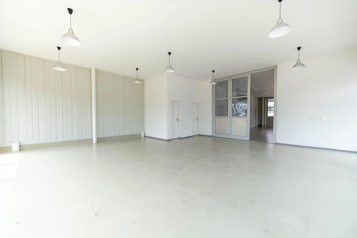 Proprietà residenziale e commerciale esclusiva - Foto 4 di 13