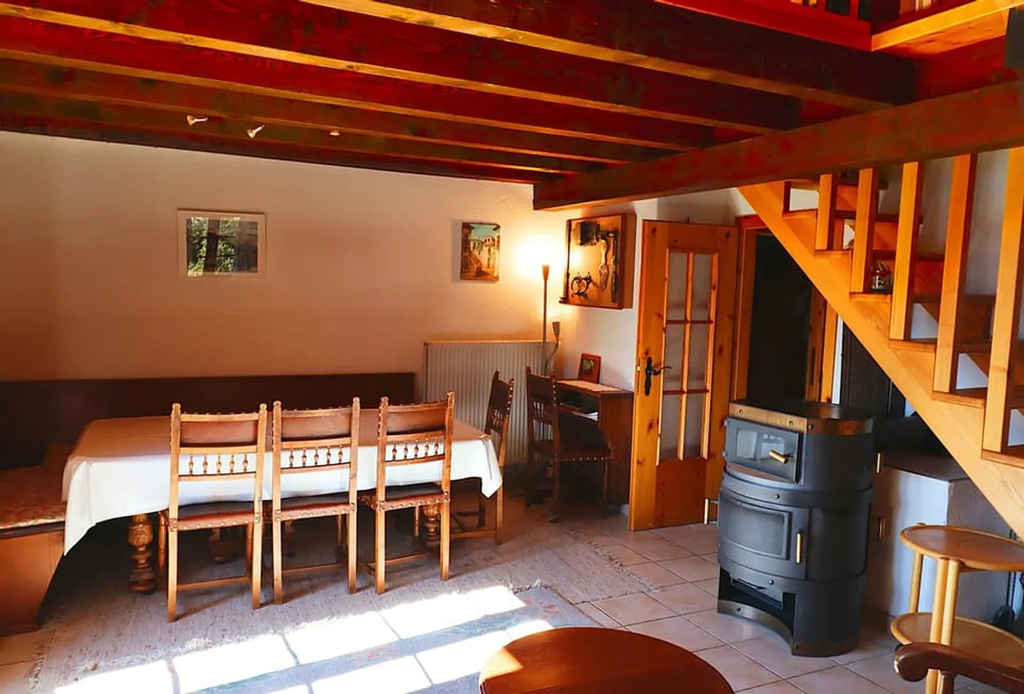 Semi-detached chalet with independent studio and beautiful unobstructed view - Photo 1 of 10