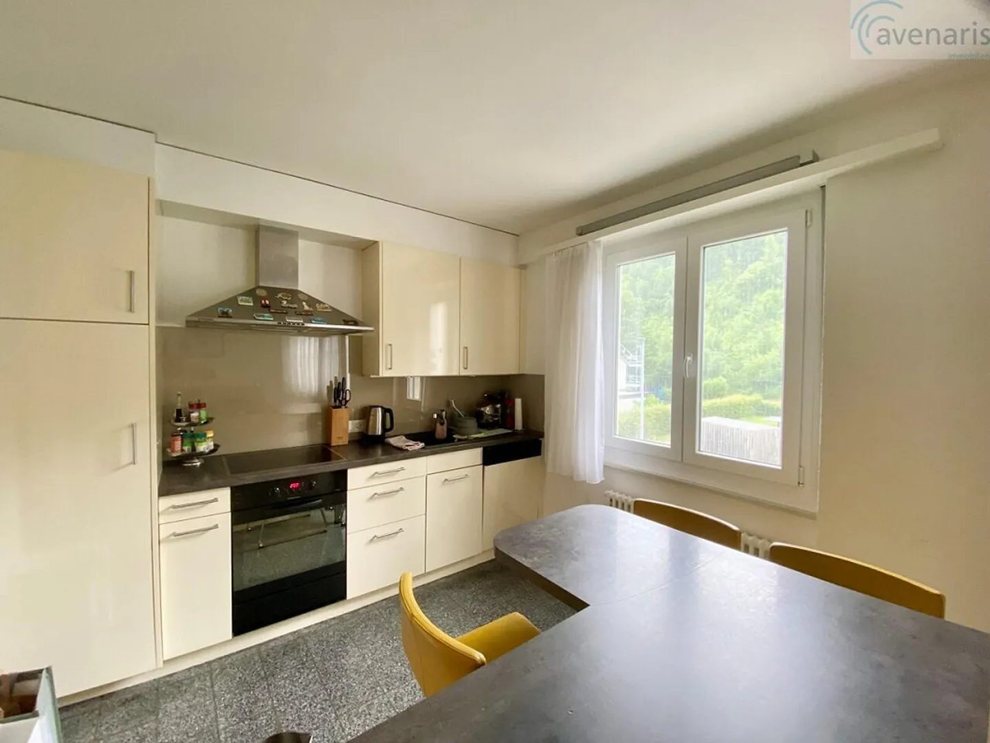 Geräumiges Doppeleinfamilienhaus in ruhiger Lage - Foto 5 von 19