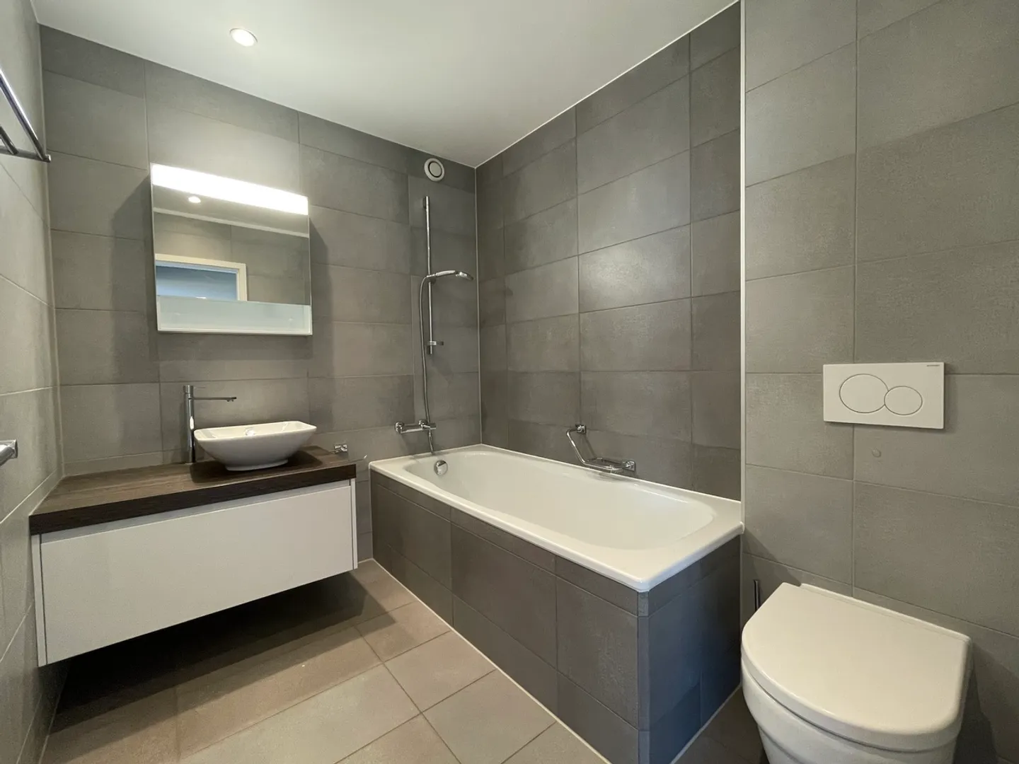 Prächtige Attika-Wohnung in Gilly - Foto 5 von 5