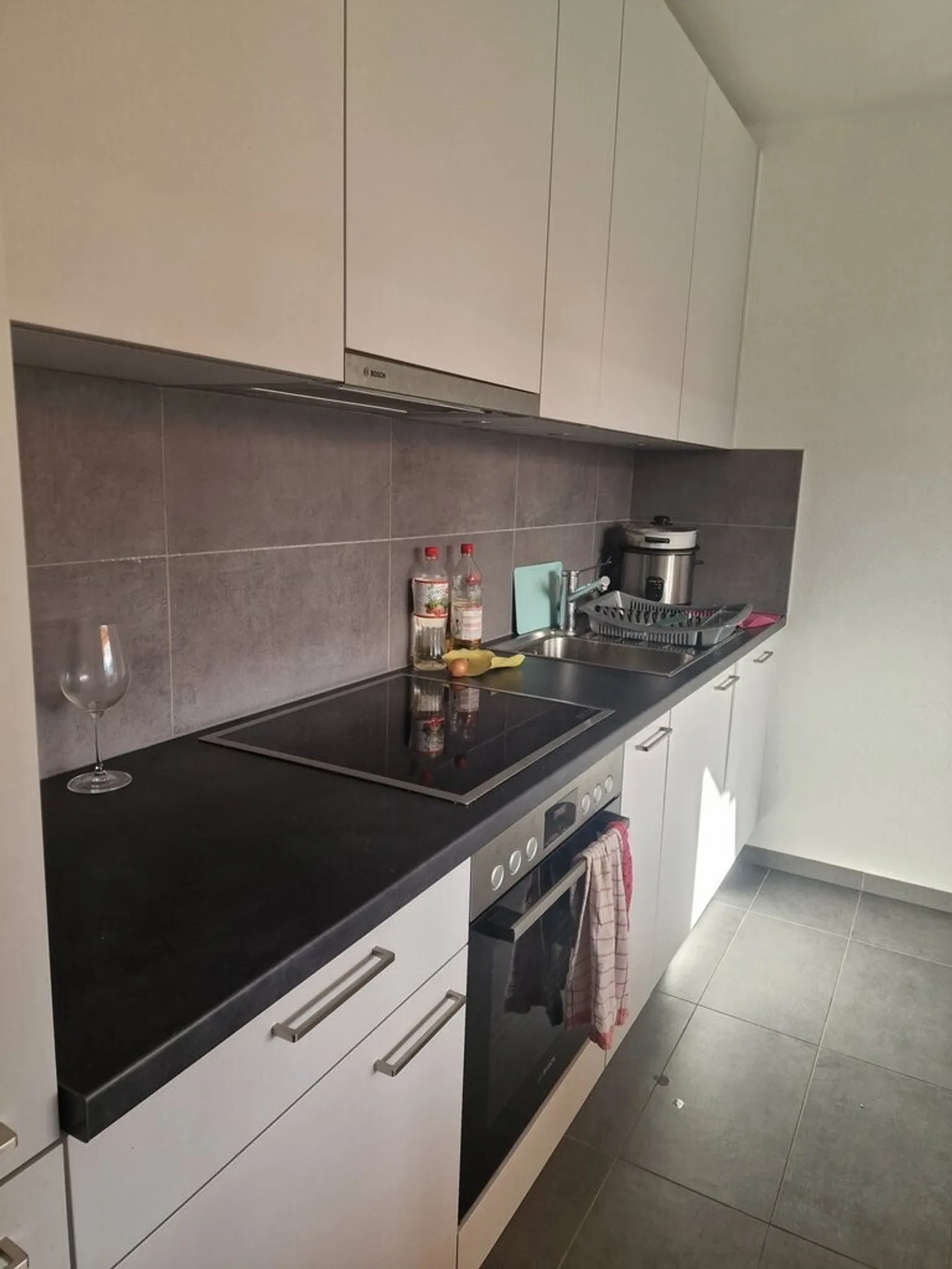 Magnifique logement situé dans un quartier verdoyant ! - Photo 3 sur 6