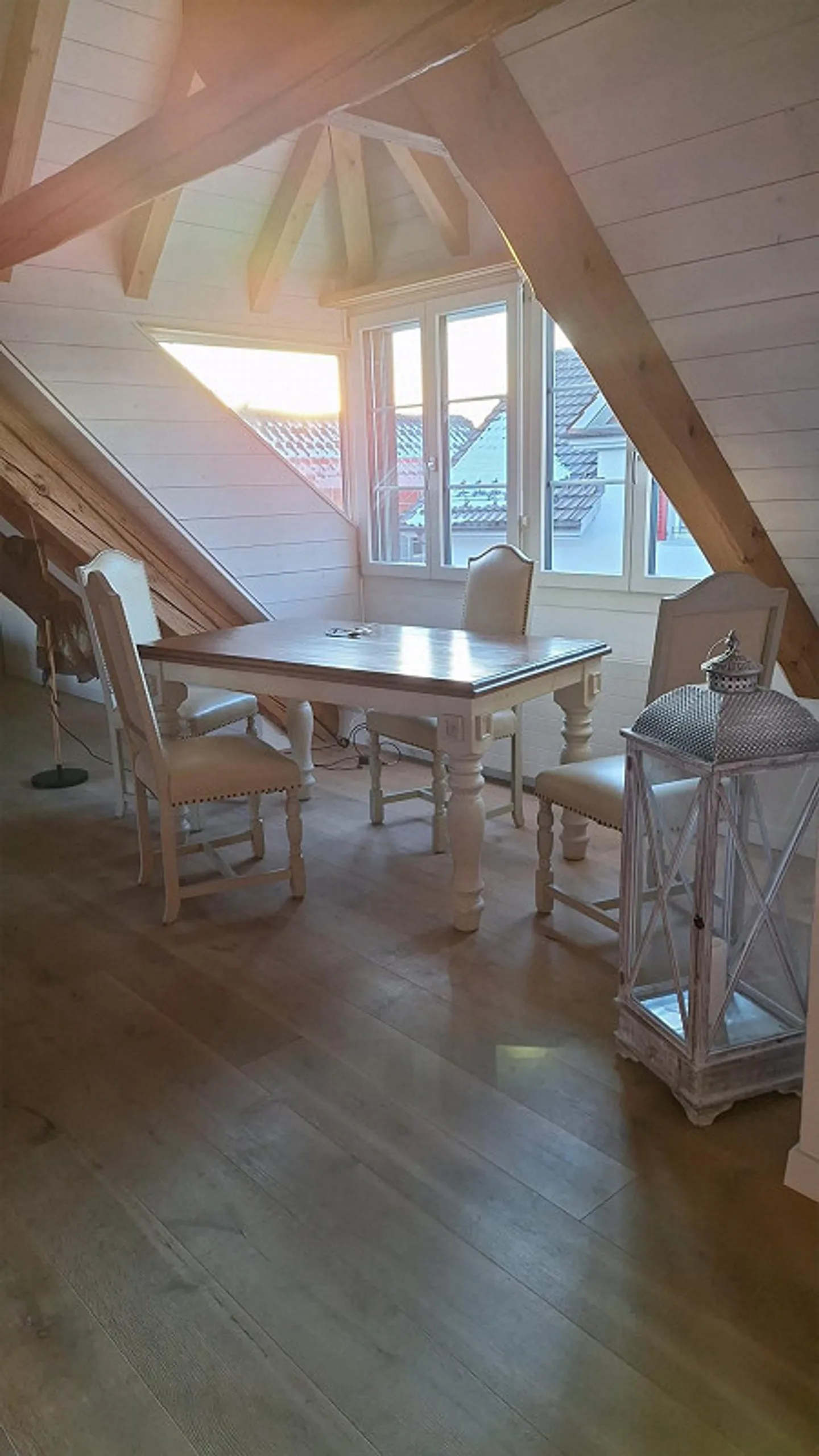 Charmante Dachwohnung im Studio-Stil - Foto 11 von 17
