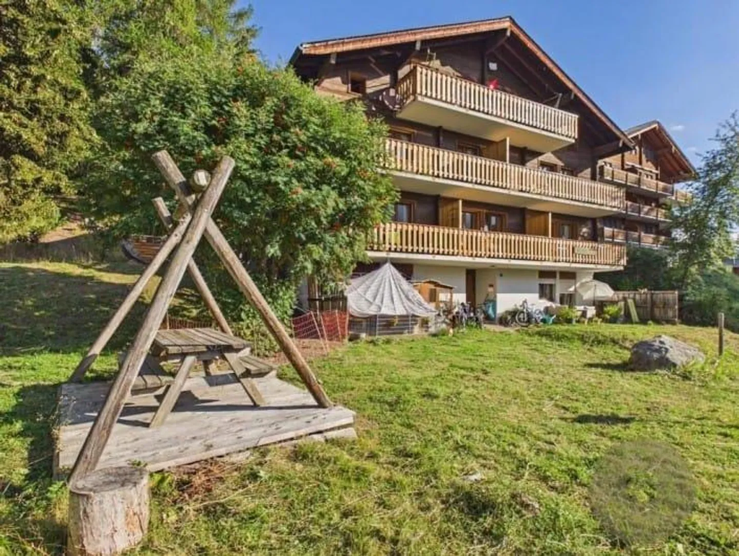 Appartamento alpino con vista montagna - Foto 1 di 13