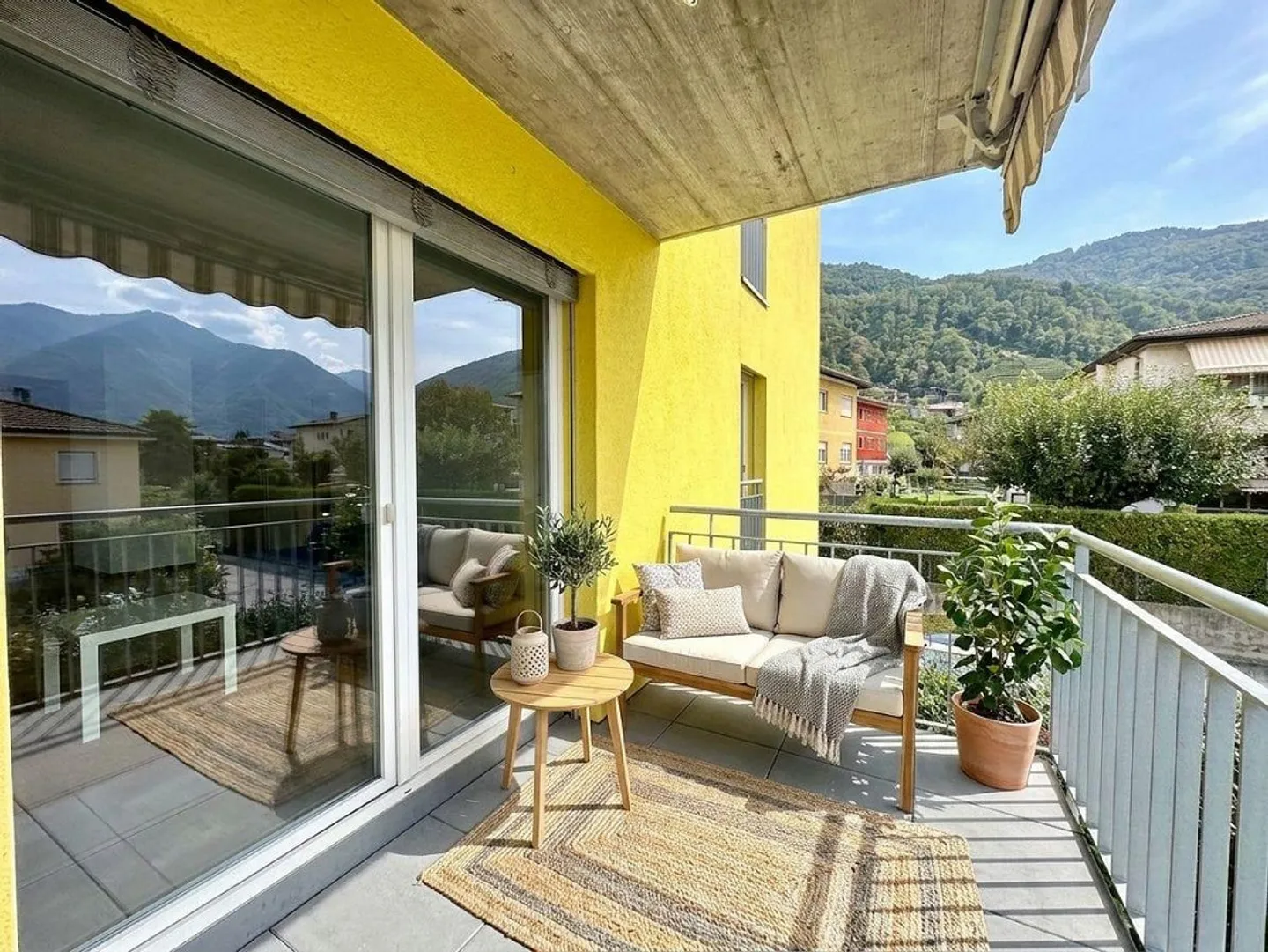 Agno: Helle 2,5 Zimmer mit Balkon - Foto 3 von 10