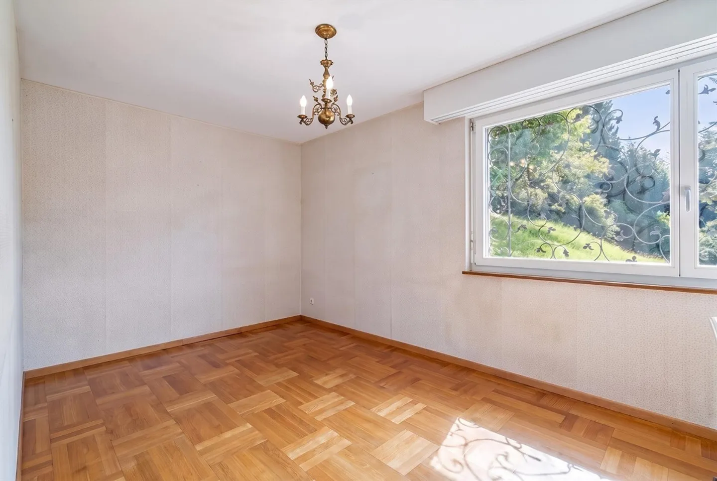 Une maison avec vue – grande terrasse et vue sur le lac Ägeri - Photo 8 sur 11