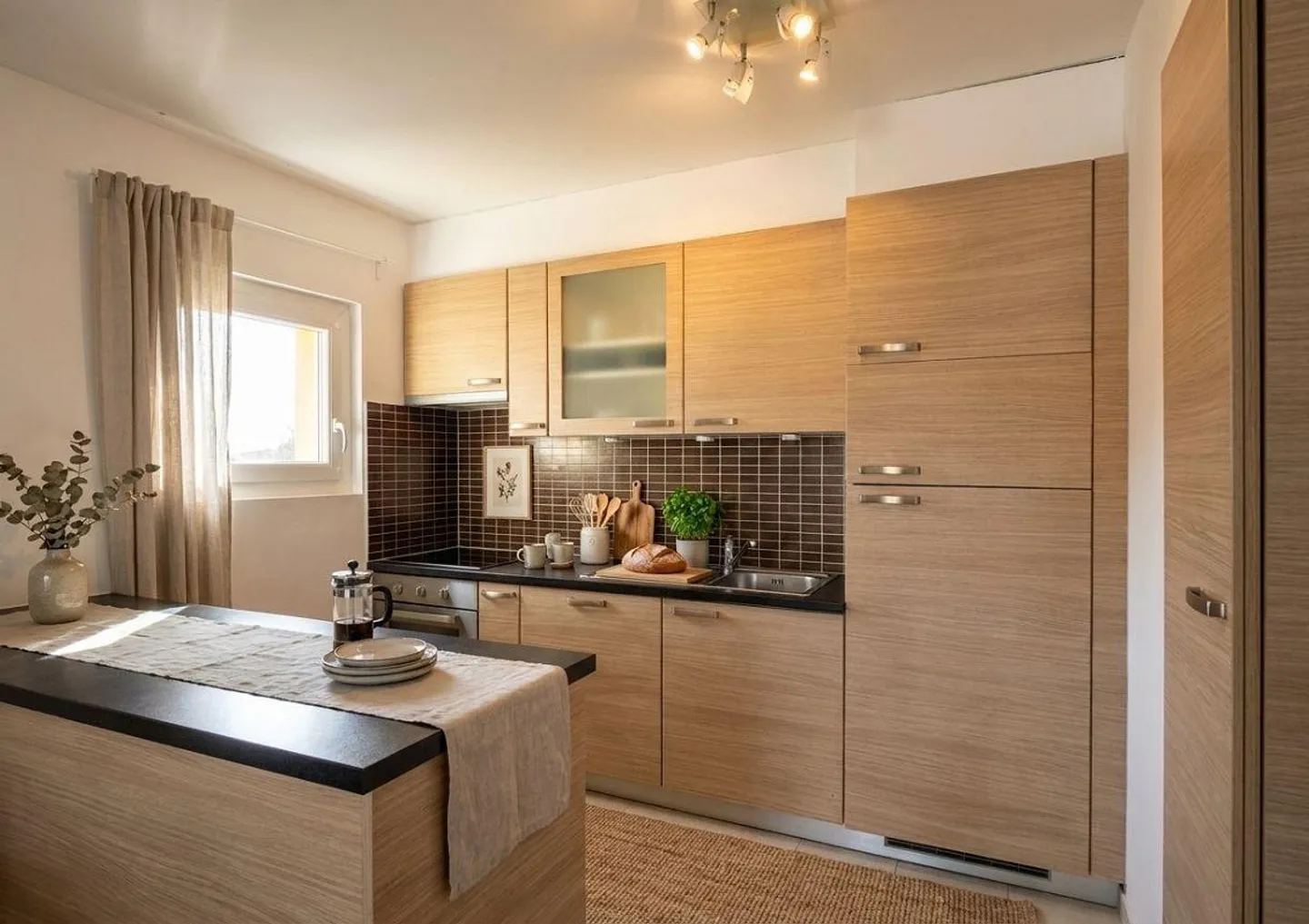 Agno: Helle 2,5 Zimmer mit Balkon - Foto 4 von 10