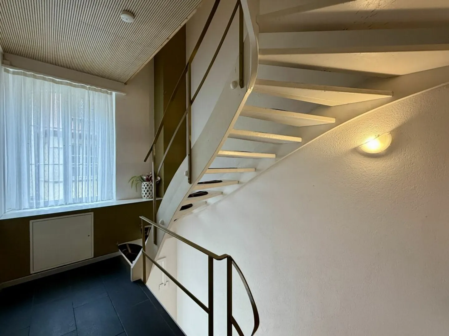 Historischer Charme trifft vielseitiges Potenzial! Wohn- & Geschäftshaus in Zofingen - Foto 18 von 18