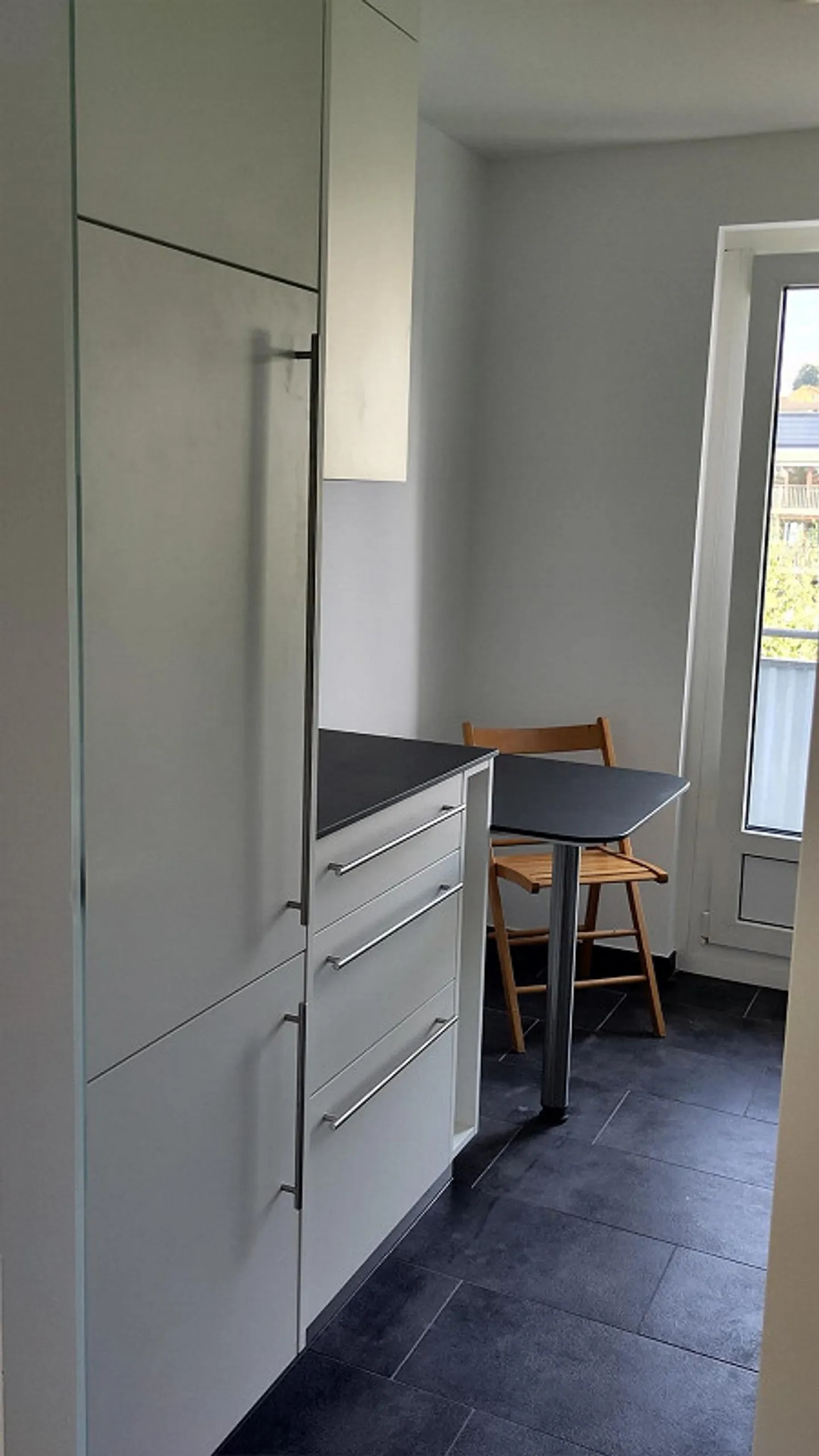Appartement lumineux et bien entretenu de 1 1/2 pièces - Photo 3 sur 5