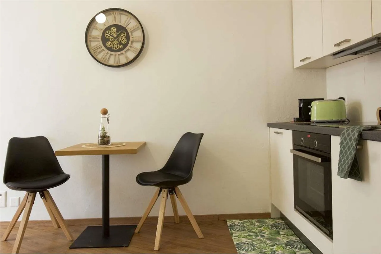 Bright 2-room apartment in Massagno - With balcony and close to the train station - Photo 8 of 10