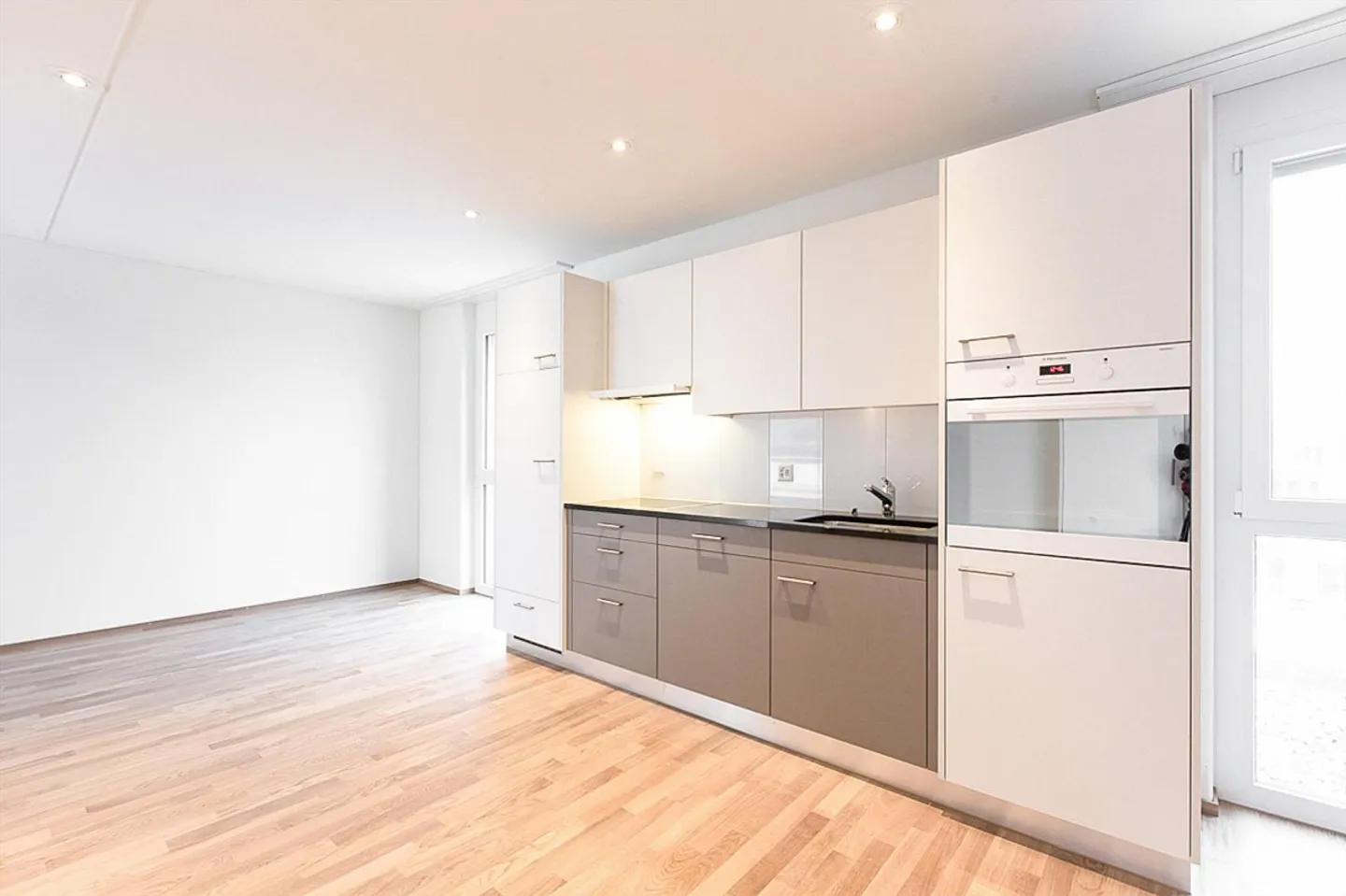 Wohnen mit Klasse - Foto 2 von 7