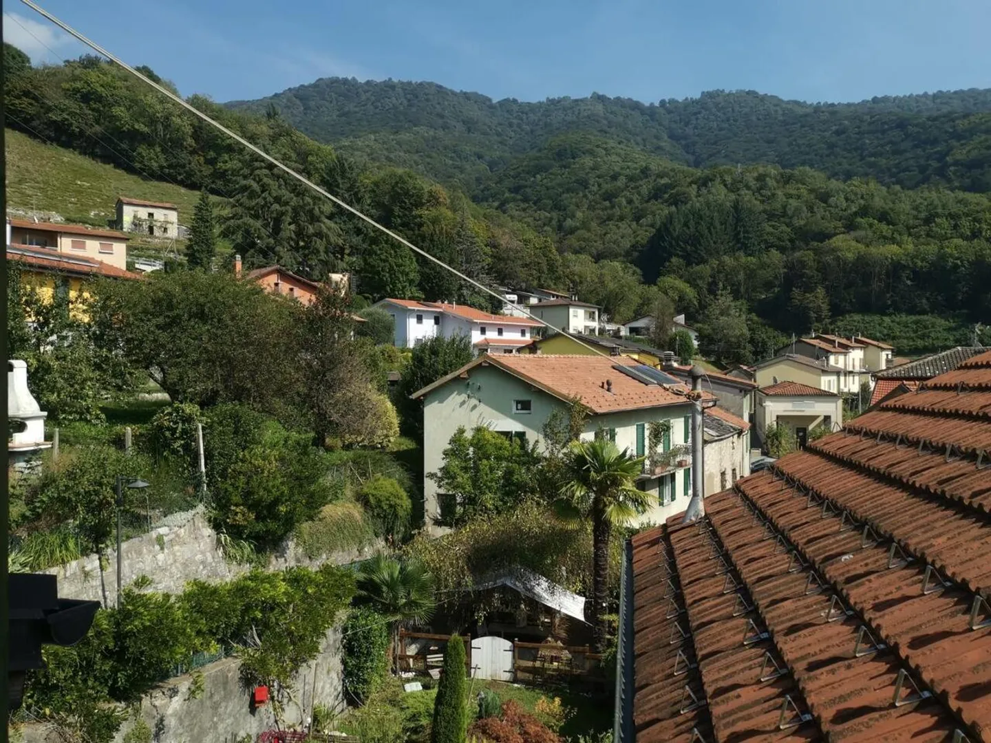 Caneggio house with 7 rooms over 3 levels in the village with beautiful view ... - Photo 10 of 13