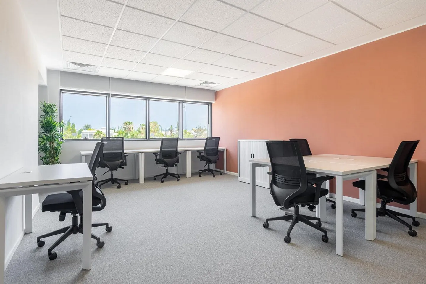 Espace de bureau pour 50 dans Spaces Grosspeter Tower - Photo 3 sur 11