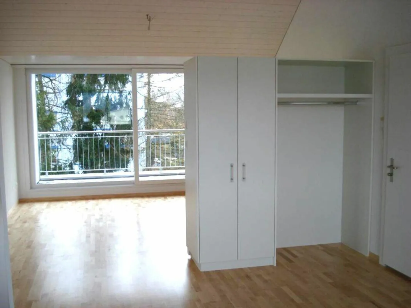 3.5-room attic apartment in Oberbüren - Sandackerstrasse 35 - Photo 2 of 7