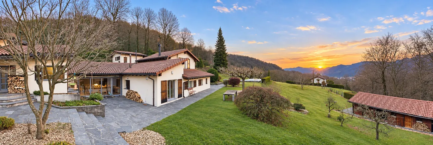 Villa Padronale: Pool und 2 Abhängigkeiten in der Ruhe von Capriasca - Foto 5 von 27