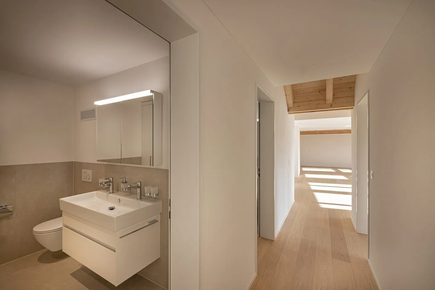 Vivere comodamente: appartamento in condominio senza barriere con un futuro a Domat/Ems - Foto 4 di 13