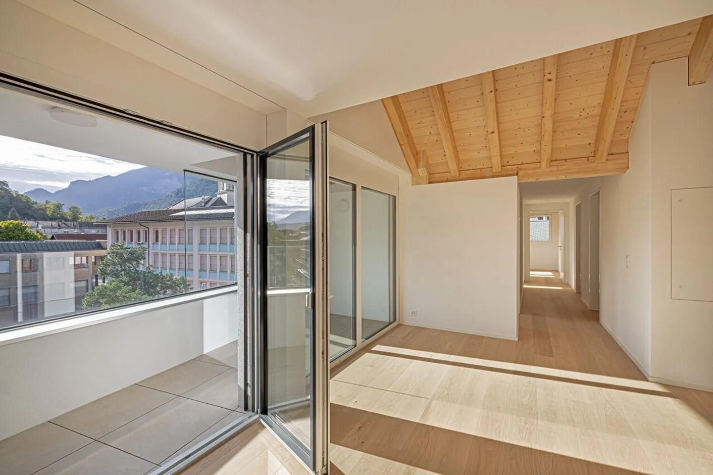 Vivere comodamente: appartamento in condominio senza barriere con un futuro a Domat/Ems - Foto 8 di 13