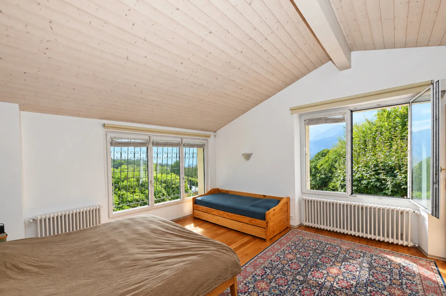 Villa Padronale: Pool und 2 Abhängigkeiten in der Ruhe von Capriasca - Foto 13 von 27