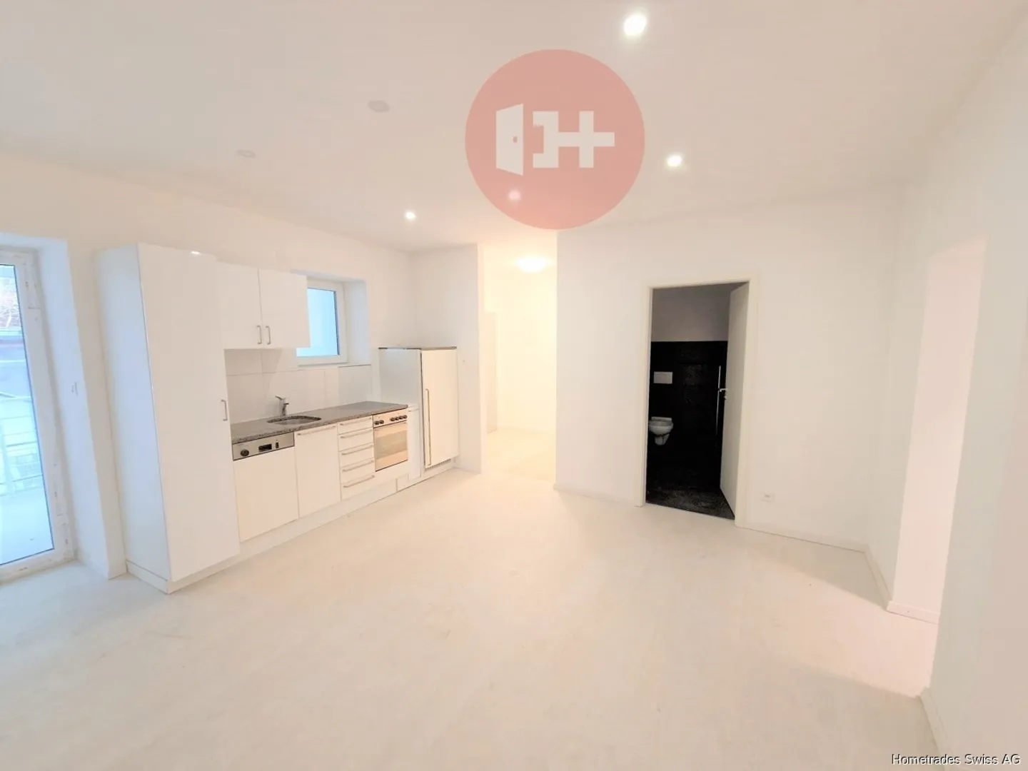 FOR RENT IMMEDIATELY! 3.5-ROOM APARTMENT WITH BALCONY! - Photo 9 of 13