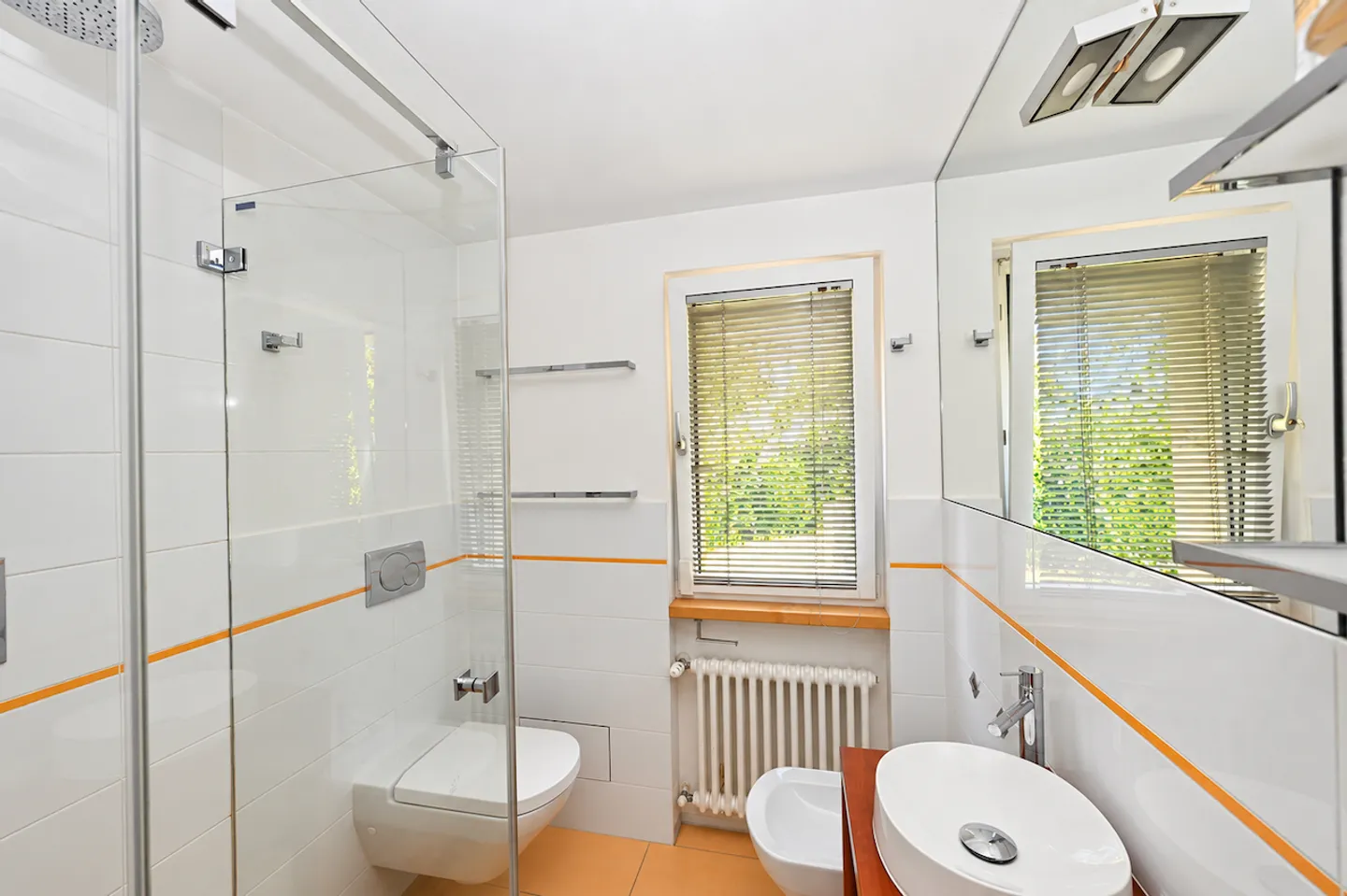 Villa Padronale: Pool und 2 Abhängigkeiten in der Ruhe von Capriasca - Foto 18 von 27