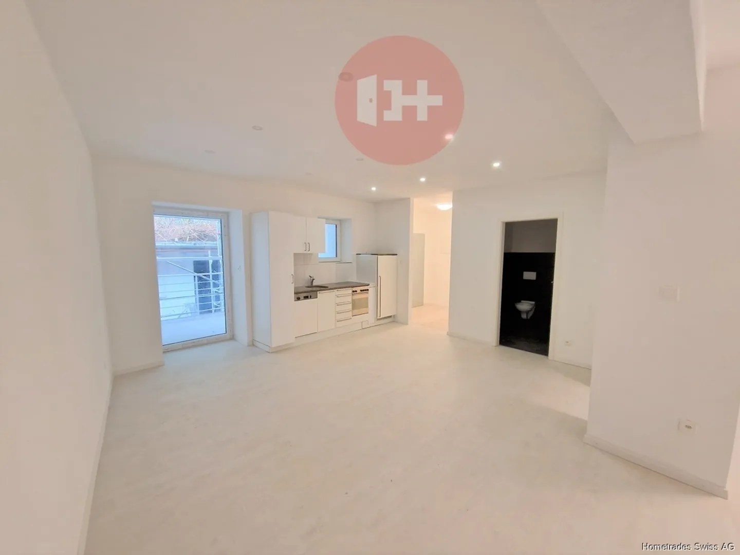 FOR RENT IMMEDIATELY! 3.5-ROOM APARTMENT WITH BALCONY! - Photo 8 of 13