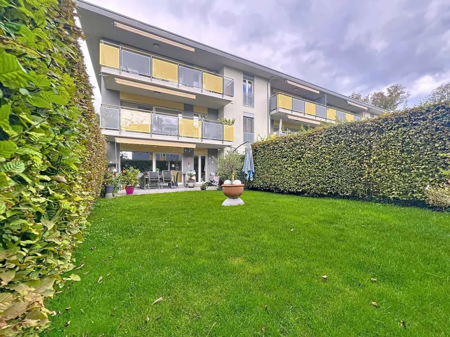 Schöne 4,5-Zimmer-Wohnung mit privatem Garten von 70m2 - Foto 1 von 10