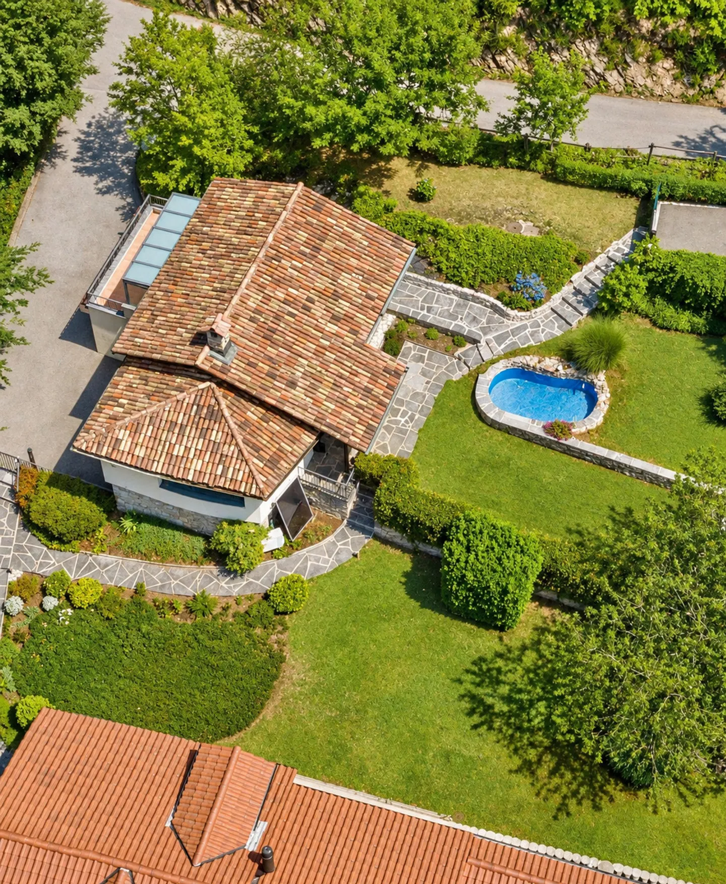 Villa Padronale: Pool und 2 Abhängigkeiten in der Ruhe von Capriasca - Foto 24 von 27