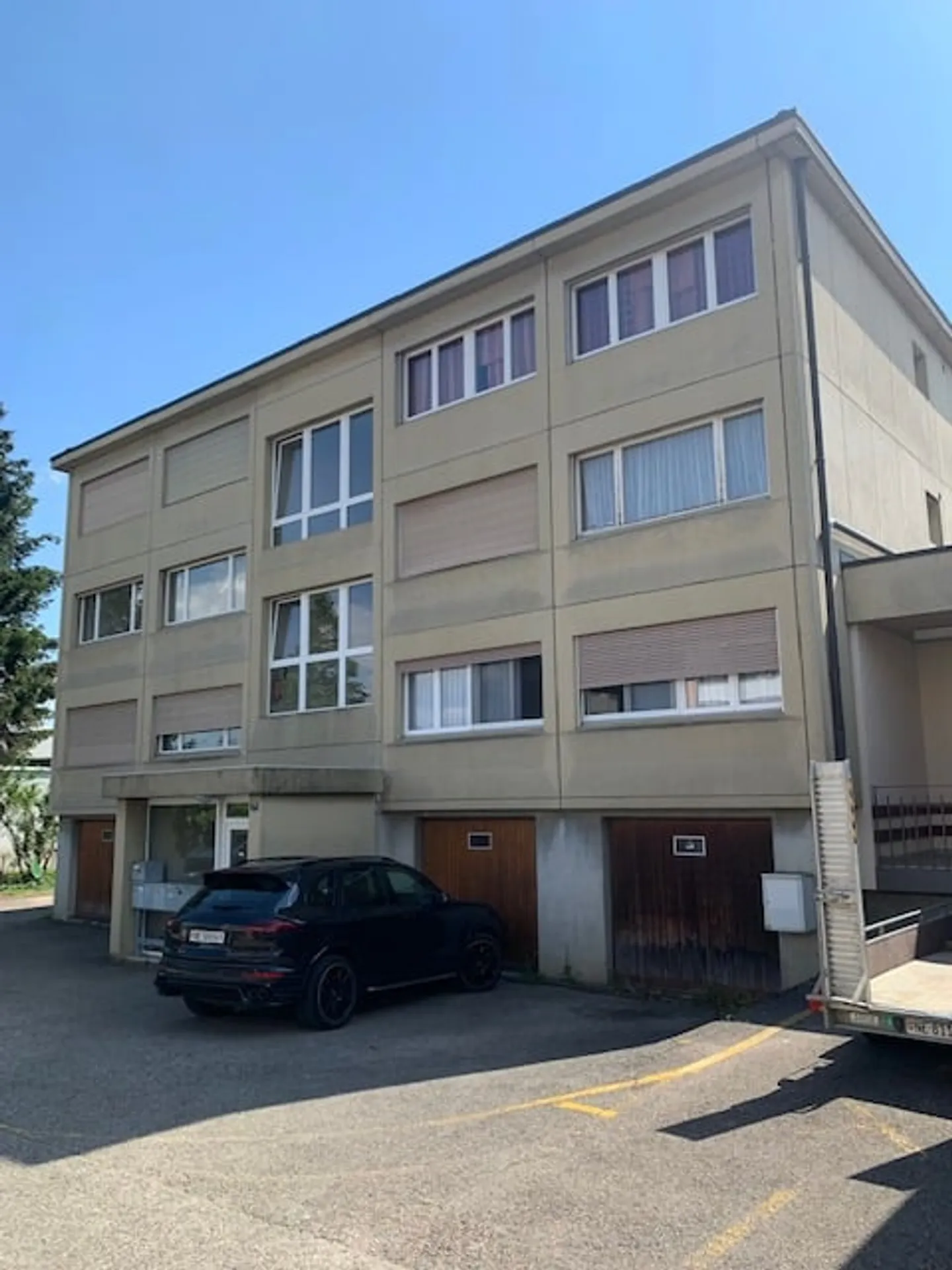 2087 Cornaux/NE Vendita di un appartamento di 3,5 locali con balcone, ristrutturato, 1 garage / 1 posto auto - Foto 1 di 6