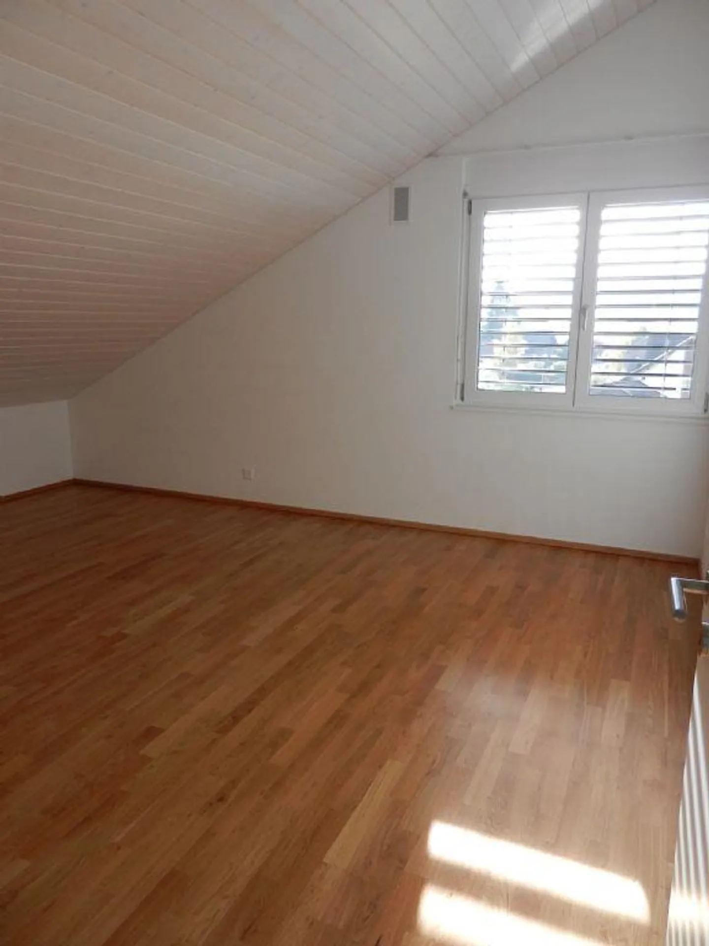 NEL VERDE | TERRAZZA SUL TETTO | LUCRATIVO PER I PENDOLARI - Foto 6 di 9