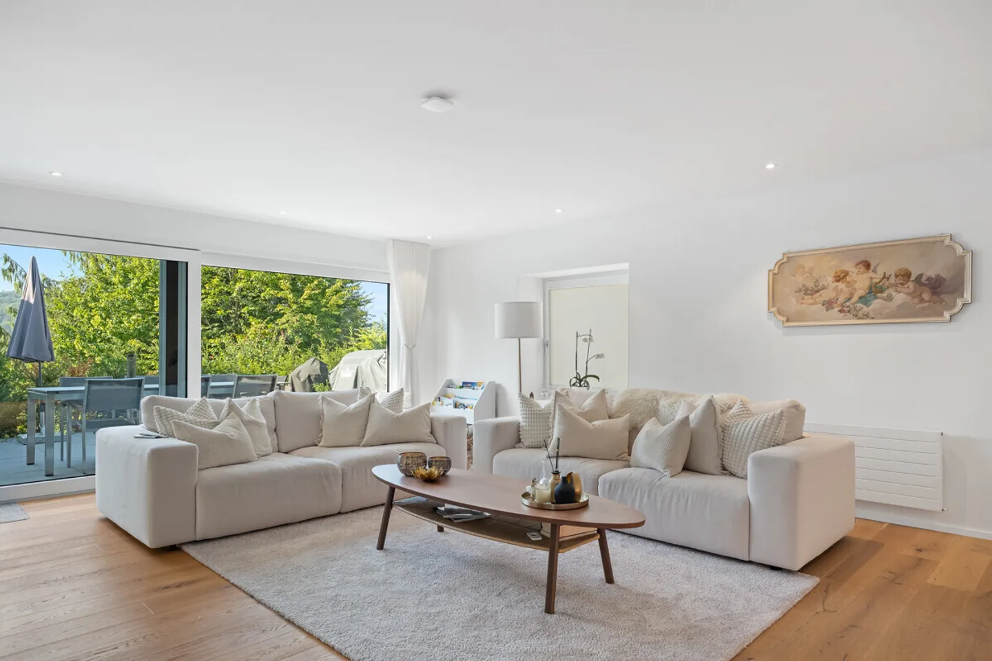 Detached residential jewel with garden oasis & modern comfort - Photo 5 of 12