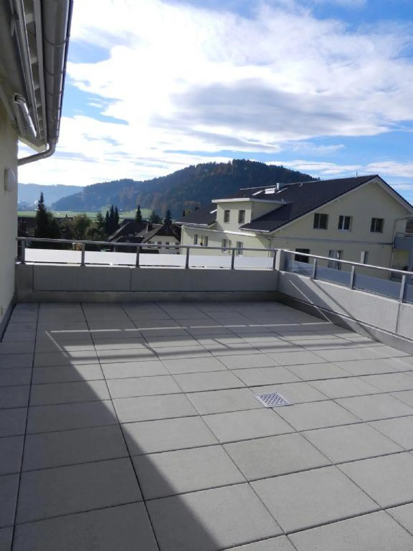 NEL VERDE | TERRAZZA SUL TETTO | LUCRATIVO PER I PENDOLARI - Foto 9 di 9