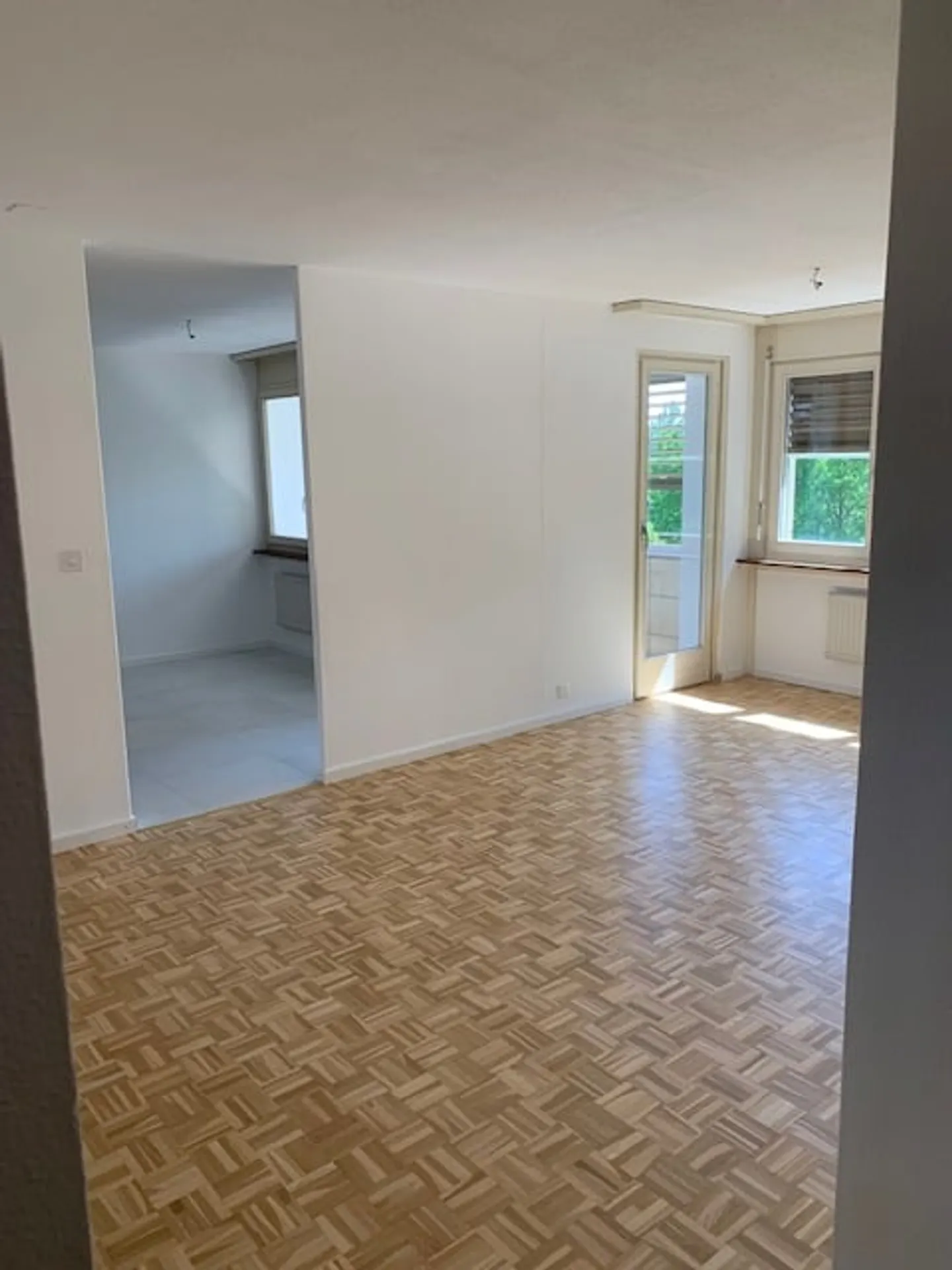 2087 Cornaux/NE Vendita di un appartamento di 3,5 locali con balcone, ristrutturato, 1 garage / 1 posto auto - Foto 5 di 6