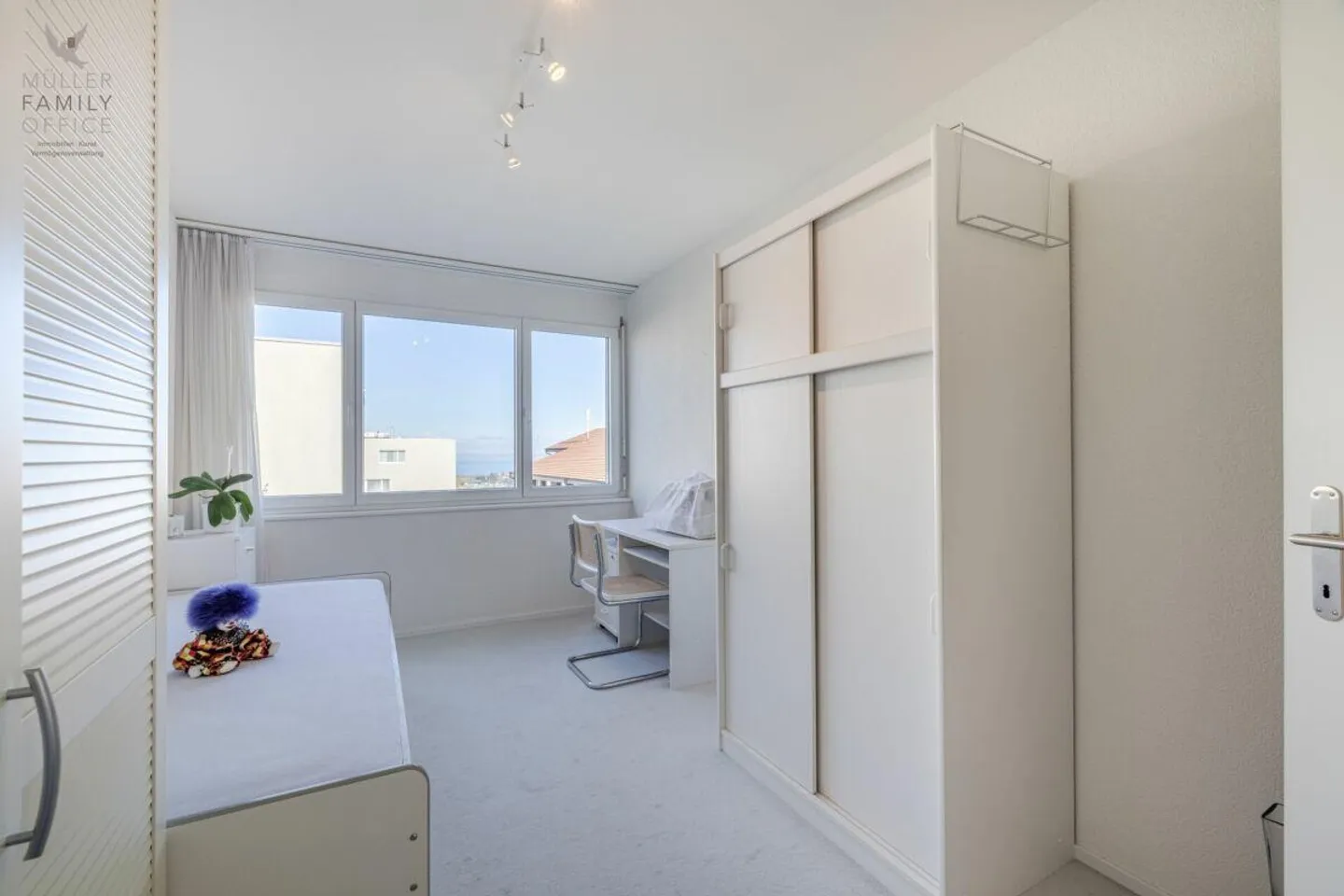 Bellissimo e ben curato appartamento di 4,5 locali nello sviluppo 'Alti Moschti' - Foto 10 di 13