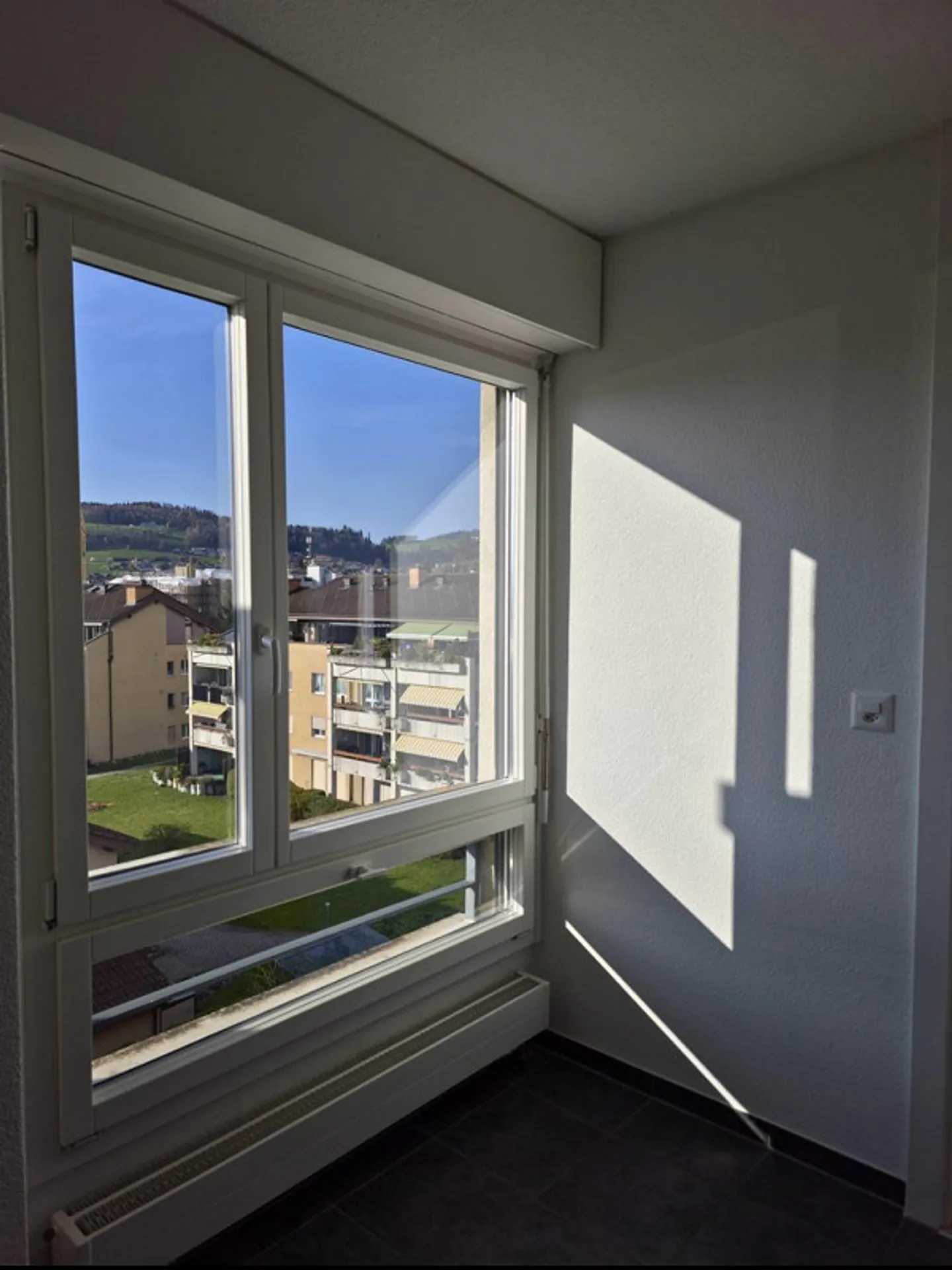 Appartamento luminoso di 2,5 locali a Steffisburg - Foto 8 di 15
