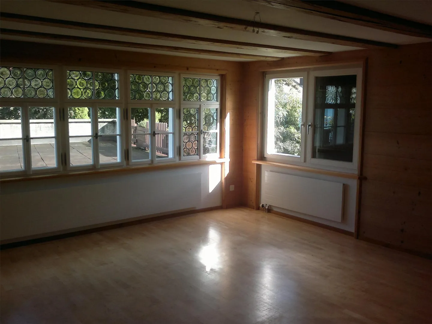 Sonnige 5½-Zimmer Wohnung mit Garten - Foto 3 von 13