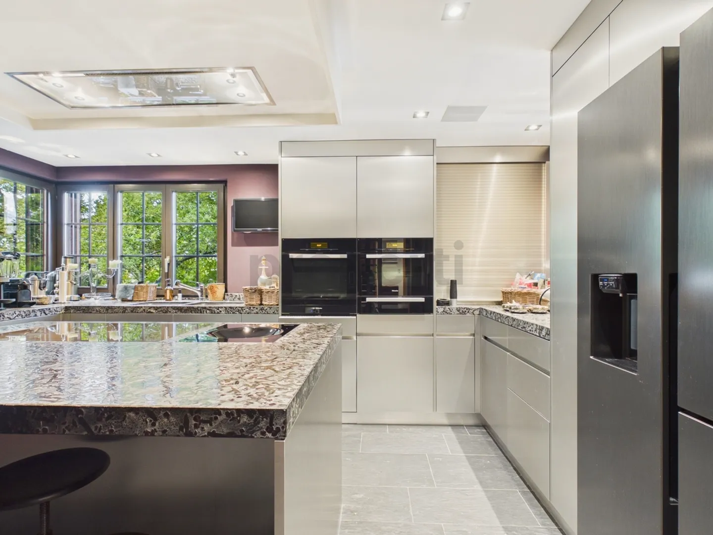 Maison familiale élégante avec piscine - Photo 9 sur 13