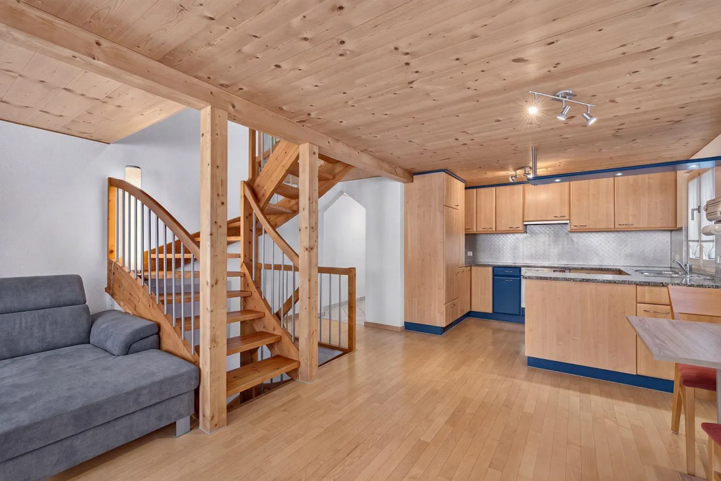 Two-family house with two maisonette apartments in the village center of Balgach - Photo 2 of 15
